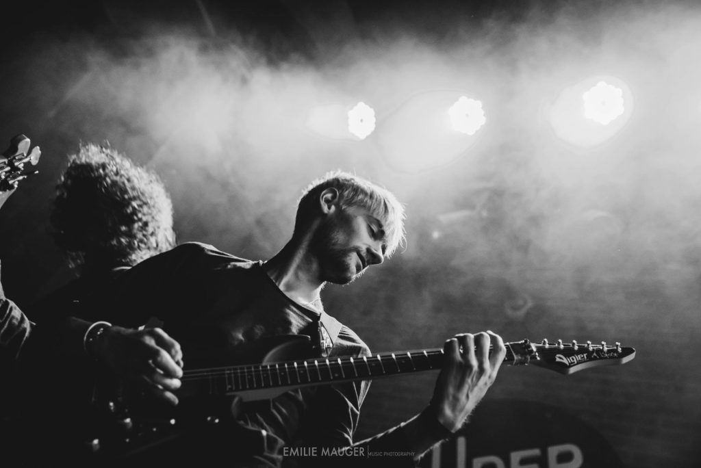 professeur de guitare à l’Atelier de Musique Moderne à Paris 15